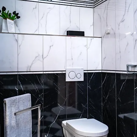 Holiday home Designhaus - Whirlpool - Terrasse - Garage - 10 Personen - Aufzug - Kueche - Familienfreundlich - Wifi - Netflix *