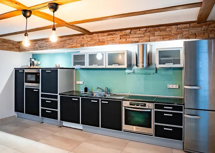 度假居 Designhaus - Whirlpool - Terrasse - Garage - 10 Personen - Aufzug - Kueche - Familienfreundlich - Wifi - Netflix *